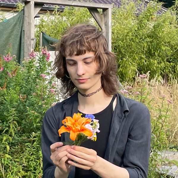 File:Doriane a la campagne.jpeg